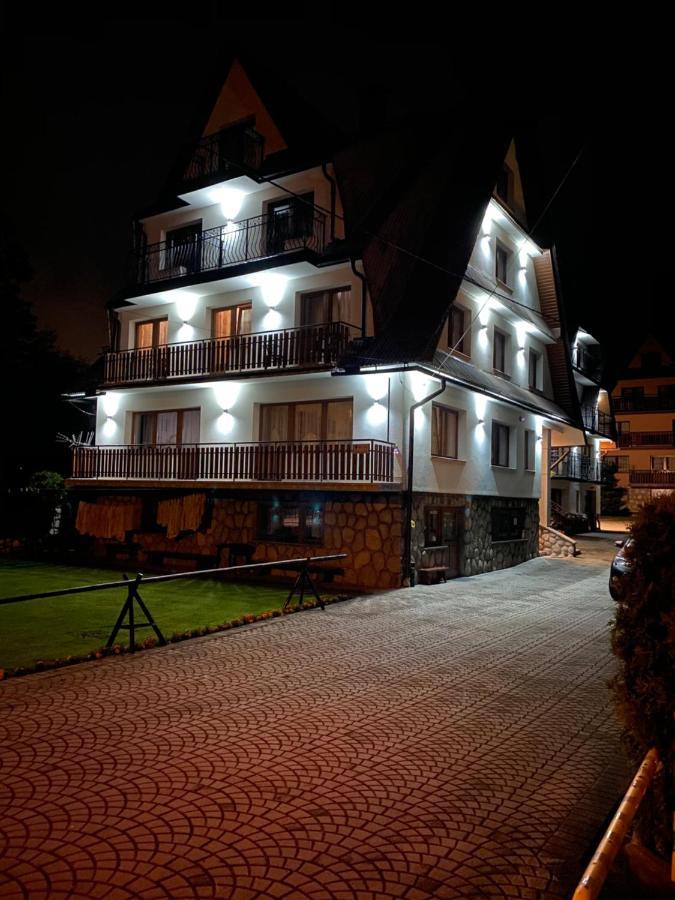 Pokoje Goscinne Madzia โปโรนิน ภายนอก รูปภาพ